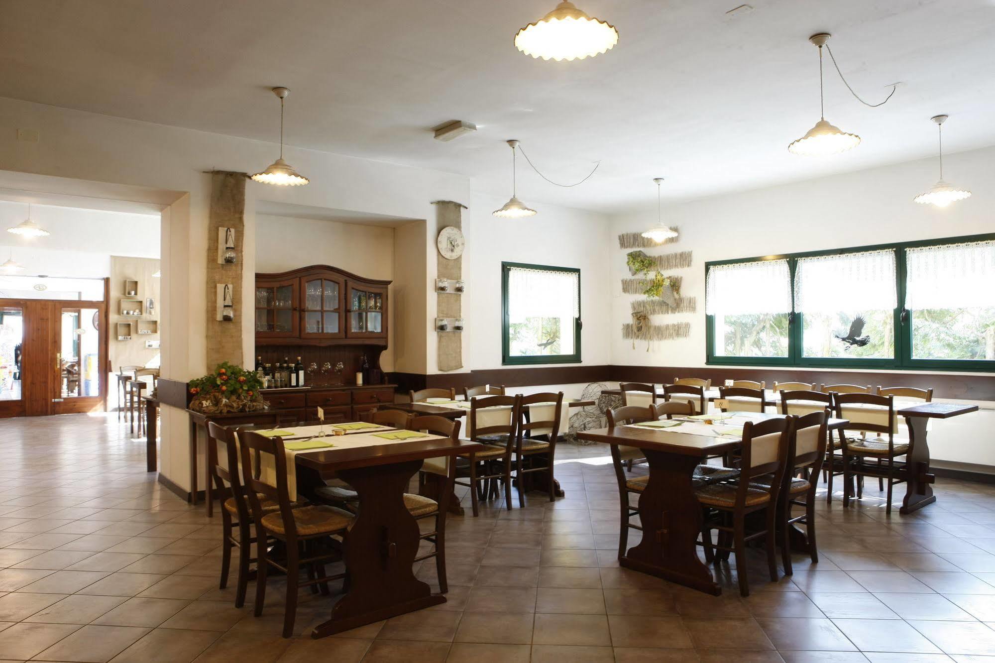 Residence Miravalle & Stella Alpina วัลดอบเบียเดเน ภายนอก รูปภาพ