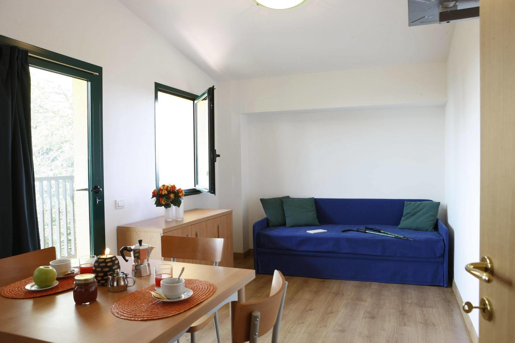 Residence Miravalle & Stella Alpina วัลดอบเบียเดเน ภายนอก รูปภาพ
