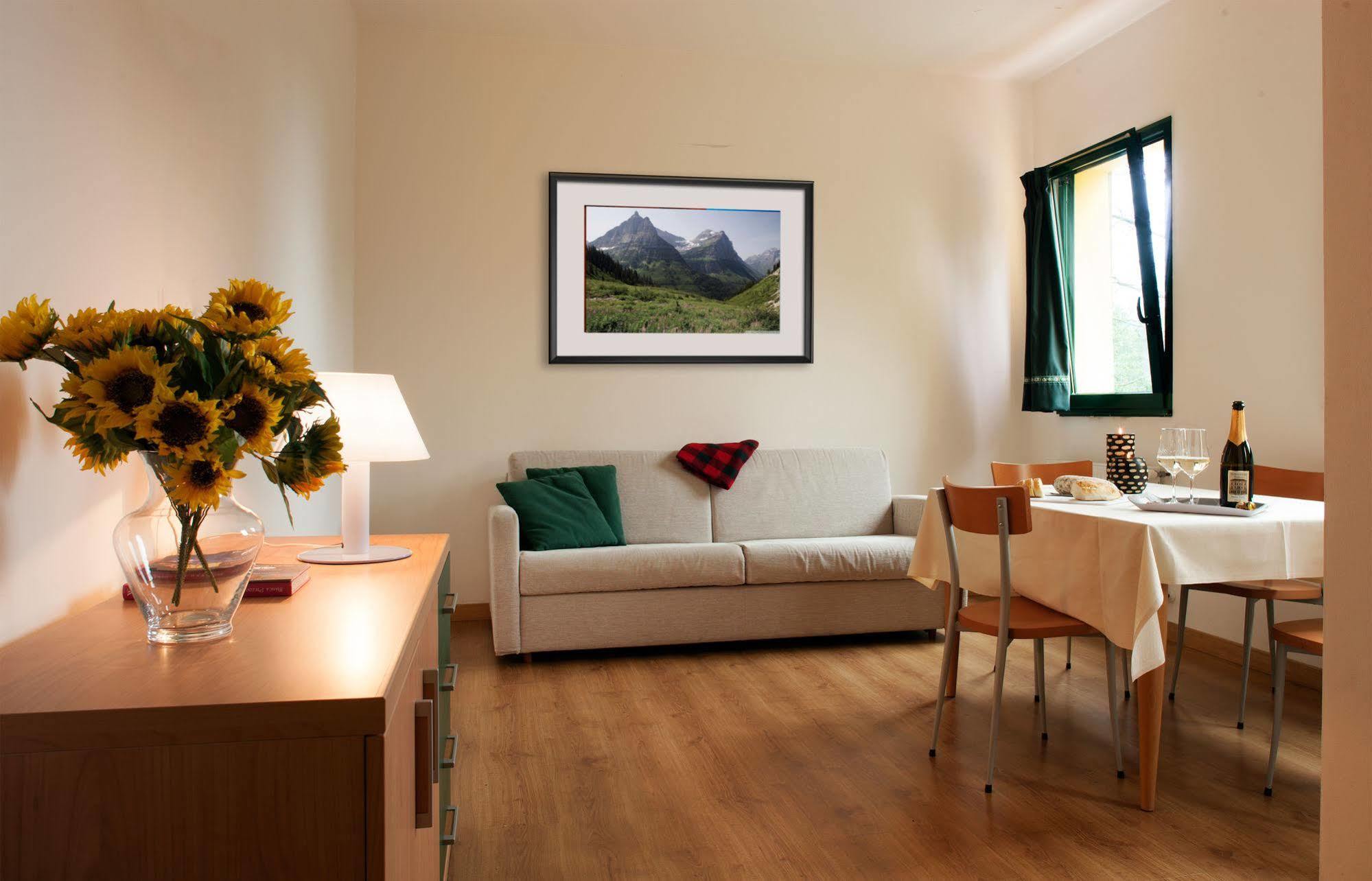 Residence Miravalle & Stella Alpina วัลดอบเบียเดเน ภายนอก รูปภาพ